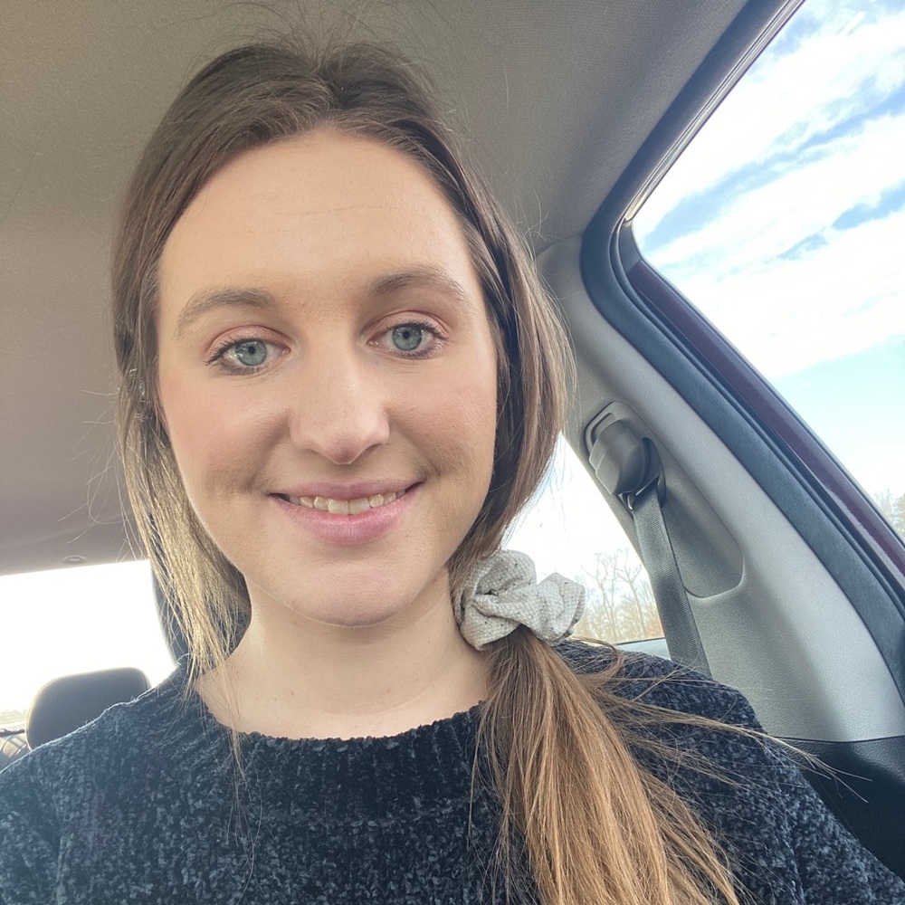 Meet your Posher, Brooke